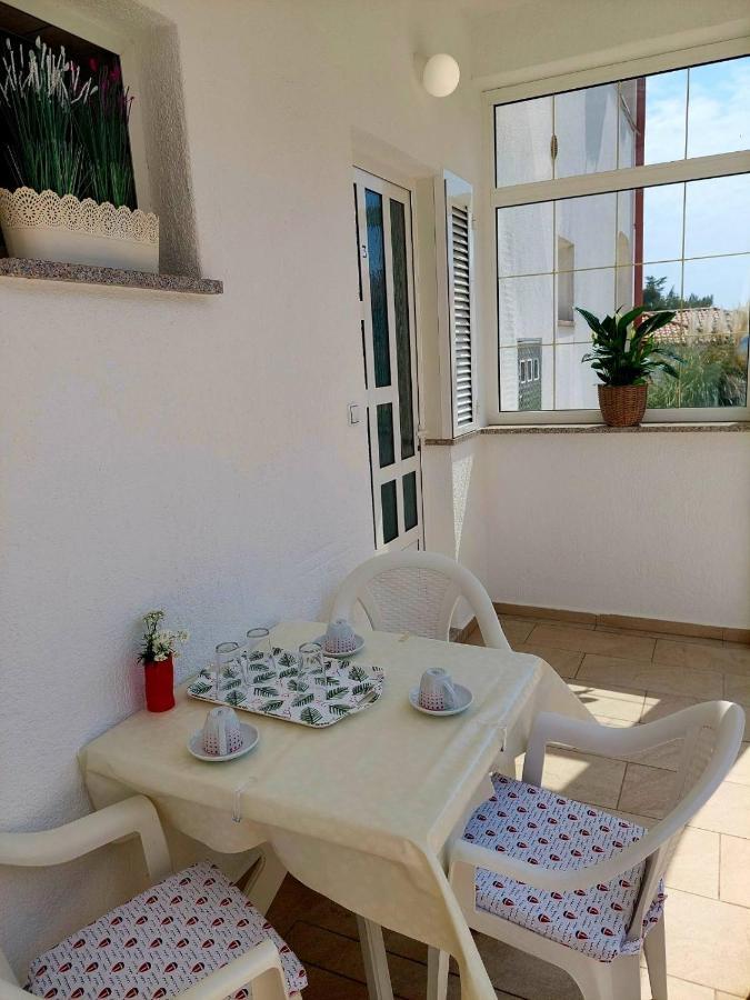 Rooms Hodanic Krk Town Rum bild