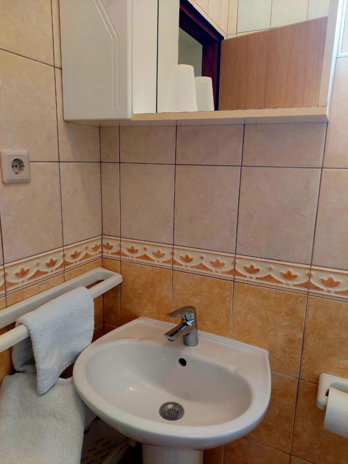 Rooms Hodanic Krk Town Rum bild