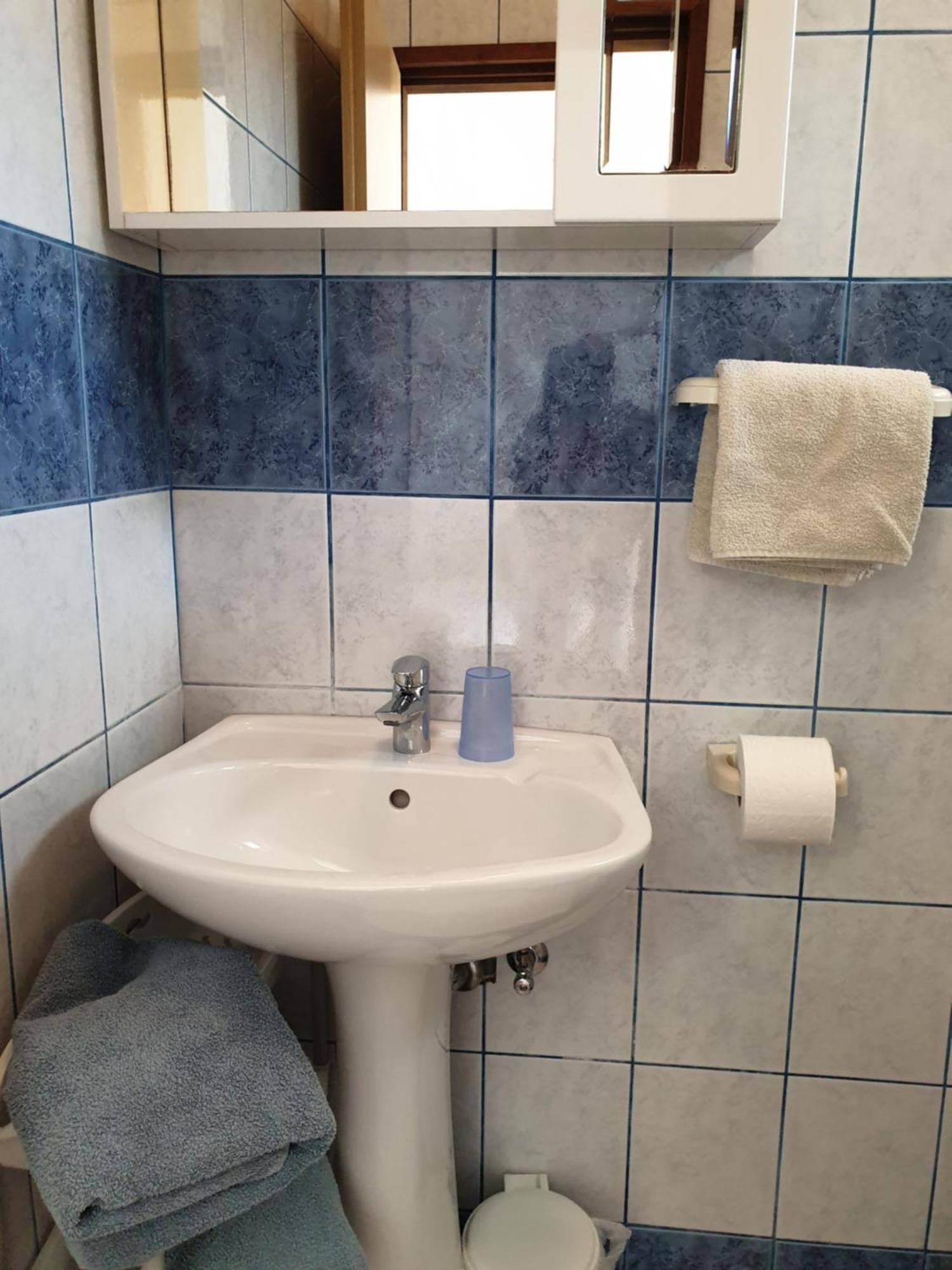 Rooms Hodanic Krk Town Rum bild